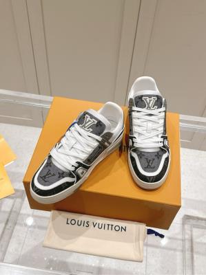 wholesale quality louis vuitton couples shoes model no. 33